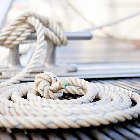 Residenz/eric Росток